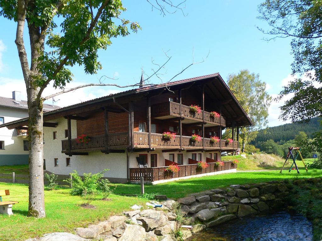 Gasthof - Pension Zur Post Achslach Chambre photo
